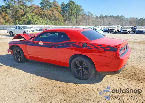 2020 Dodge Challenger Sxt z USA, uszkodzony, nr VIN 2C3CDZAG2LH159544